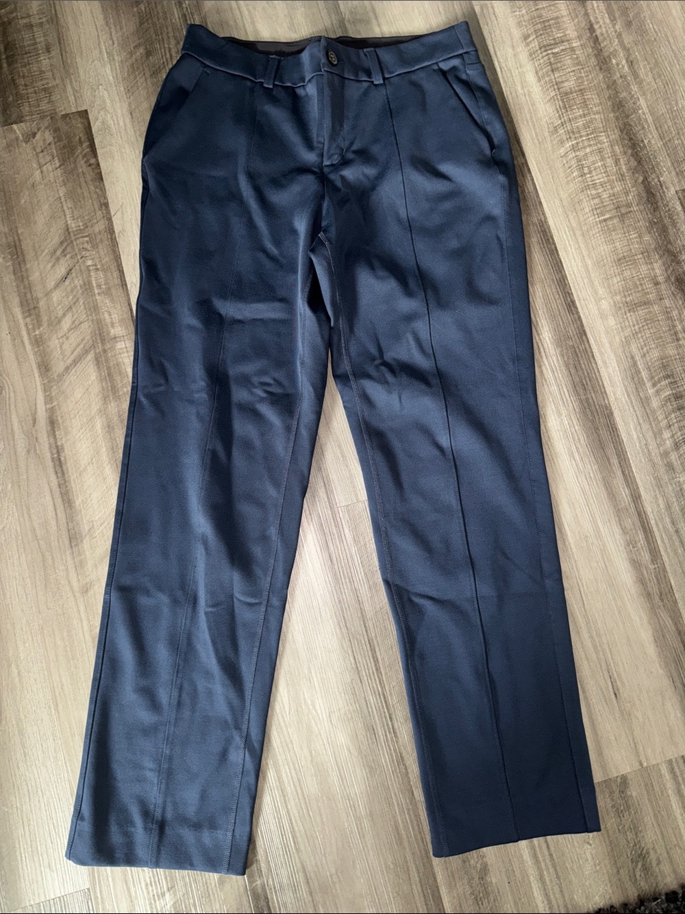 Duluth Trading Co. 8 x 31 navy blue pants casual work wear stretch women’s